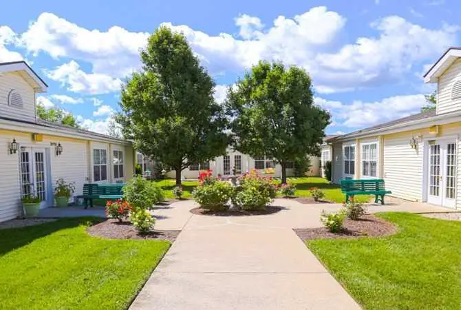 Photo of Bell Gardens Place, Assisted Living, Hillsboro, OH 5