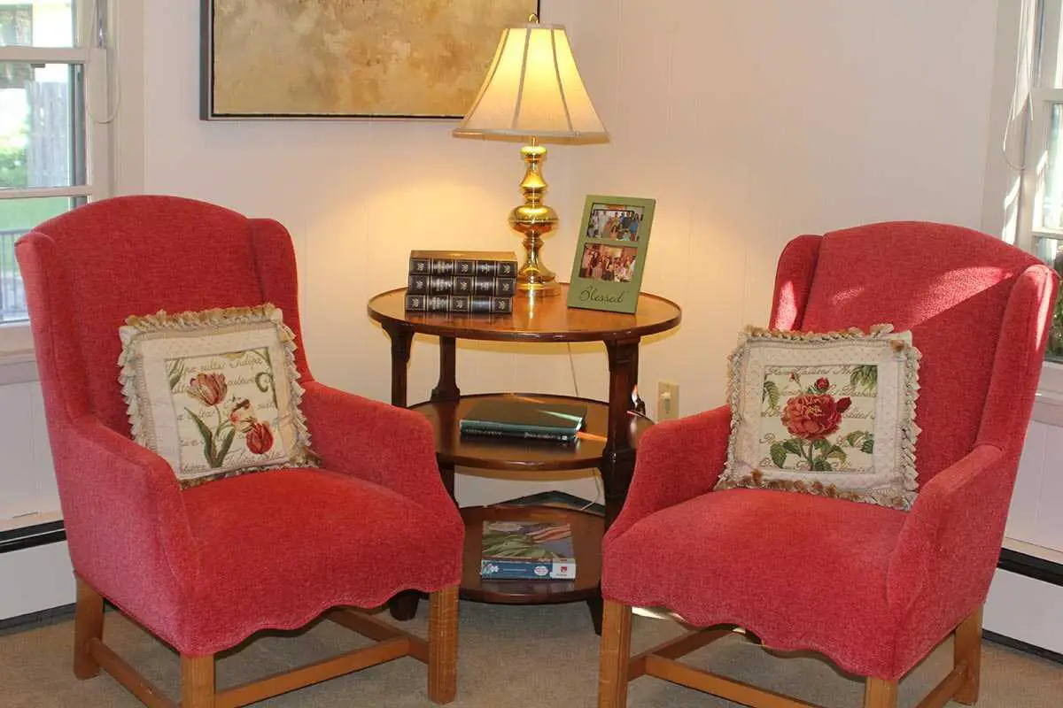 Photo of English Rose Suites - Interlachen, Assisted Living, Memory Care, Hopkins, MN 1