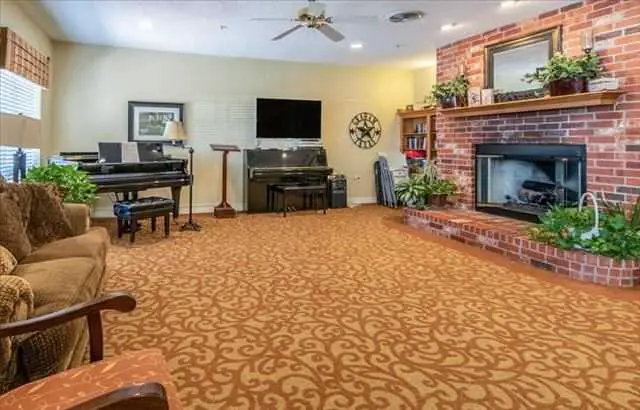 Photo of Elmcroft of Graham, Assisted Living, Graham, TX 11