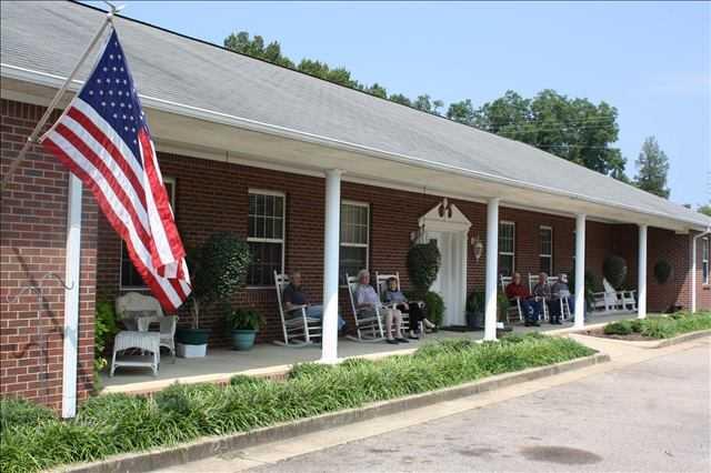 Photo of Agape Countrywood Manor Assisted Living, Assisted Living, Memory Care, Mantachie, MS 2