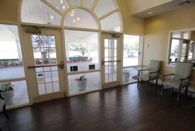 Photo of Ten Oaks Place, Assisted Living, Memory Care, Lawton, OK 2