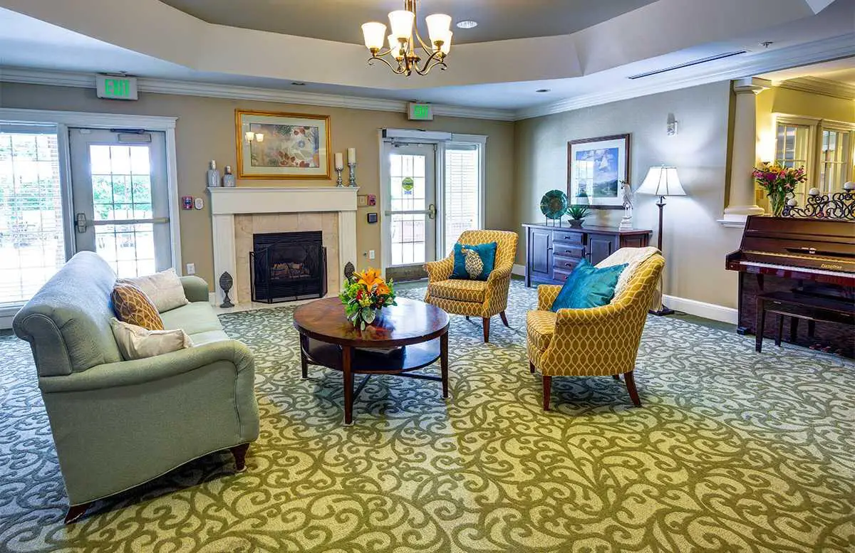 Glenwood Village of Overland Park  Assisted Living & Memory Care