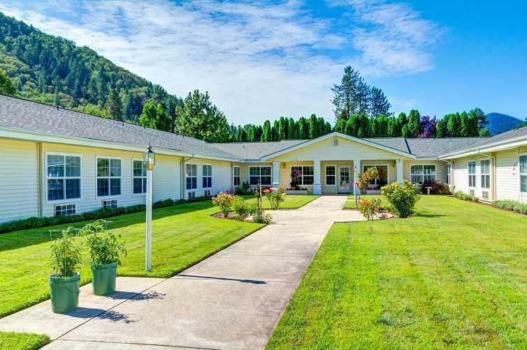 Photo of Morrow Heights, Assisted Living, Rogue River, OR 8