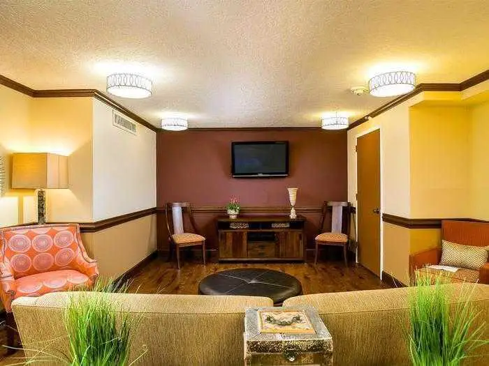 Photo of Pacifica Senior Living Calaroga Terrace, Assisted Living, Portland, OR 11