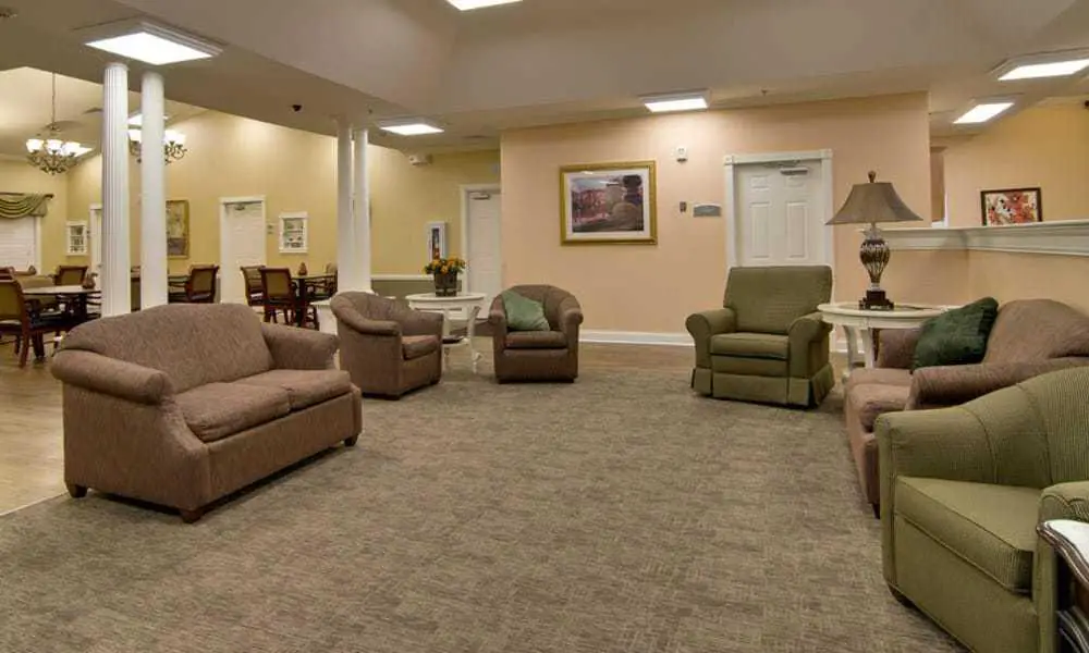Photo of Parkway Gardens, Assisted Living, Fairview Heights, IL 4