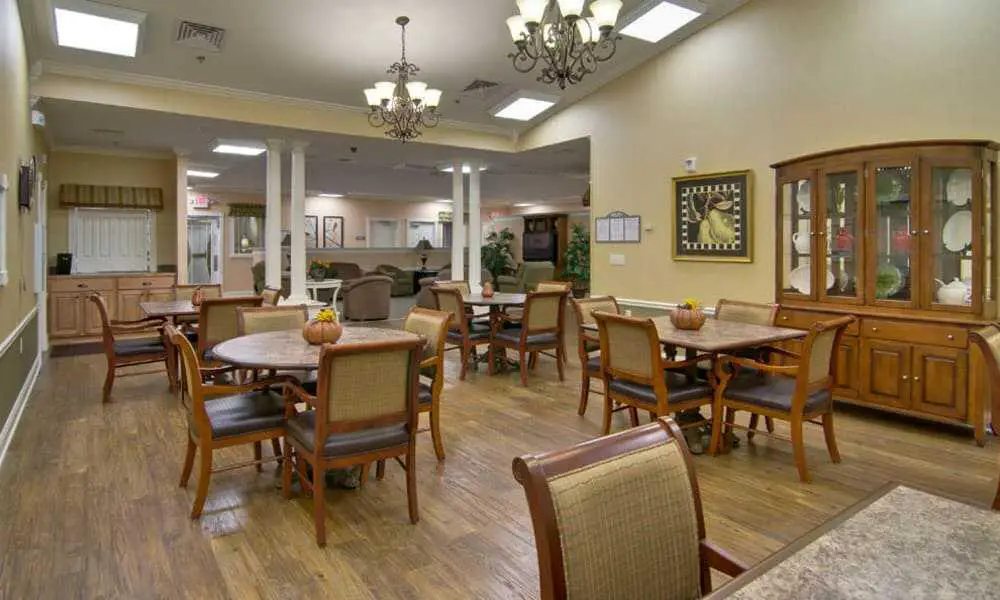 Photo of Parkway Gardens, Assisted Living, Fairview Heights, IL 5