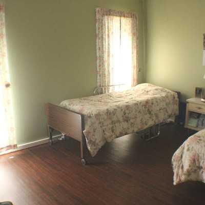 Photo of Pretty Pond Manor, Assisted Living, Zephyrhills, FL 6