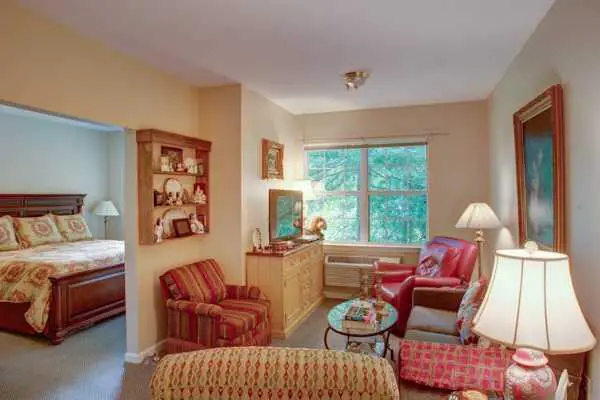 Photo of The Pointe at Kirby Gate, Assisted Living, Memphis, TN 7