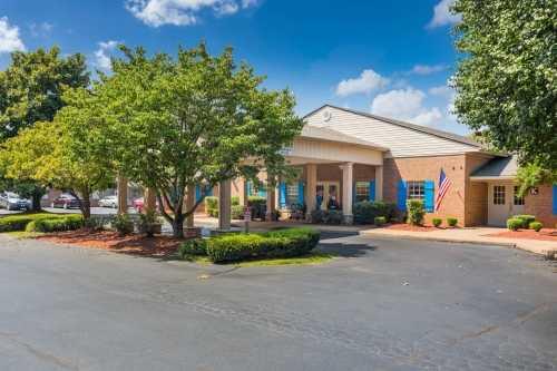 Photo of Charter Senior Living of Bowling Green, Assisted Living, Bowling Green, KY 3