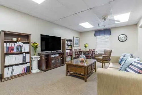 Photo of Charter Senior Living of Bowling Green, Assisted Living, Bowling Green, KY 10