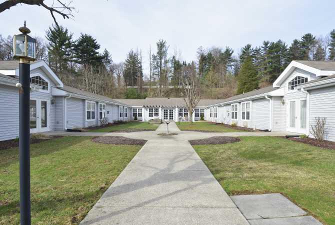 Photo of McCullough Place, Assisted Living, Johnstown, PA 4