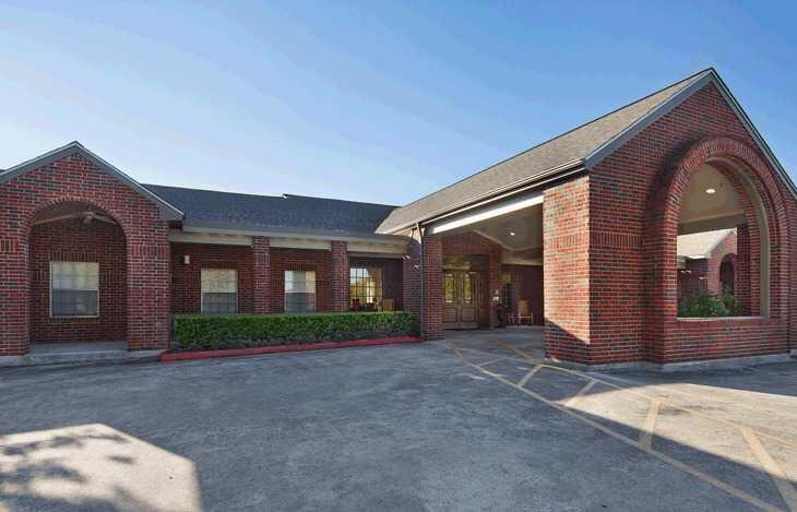 Photo of Elmcroft of Braeswood, Assisted Living, Houston, TX 3