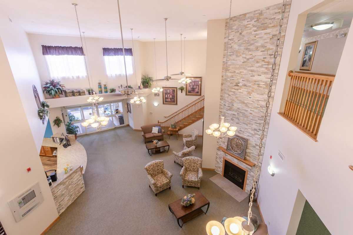 Photo of Heritage Woods of Rockford, Assisted Living, Rockford, IL 14