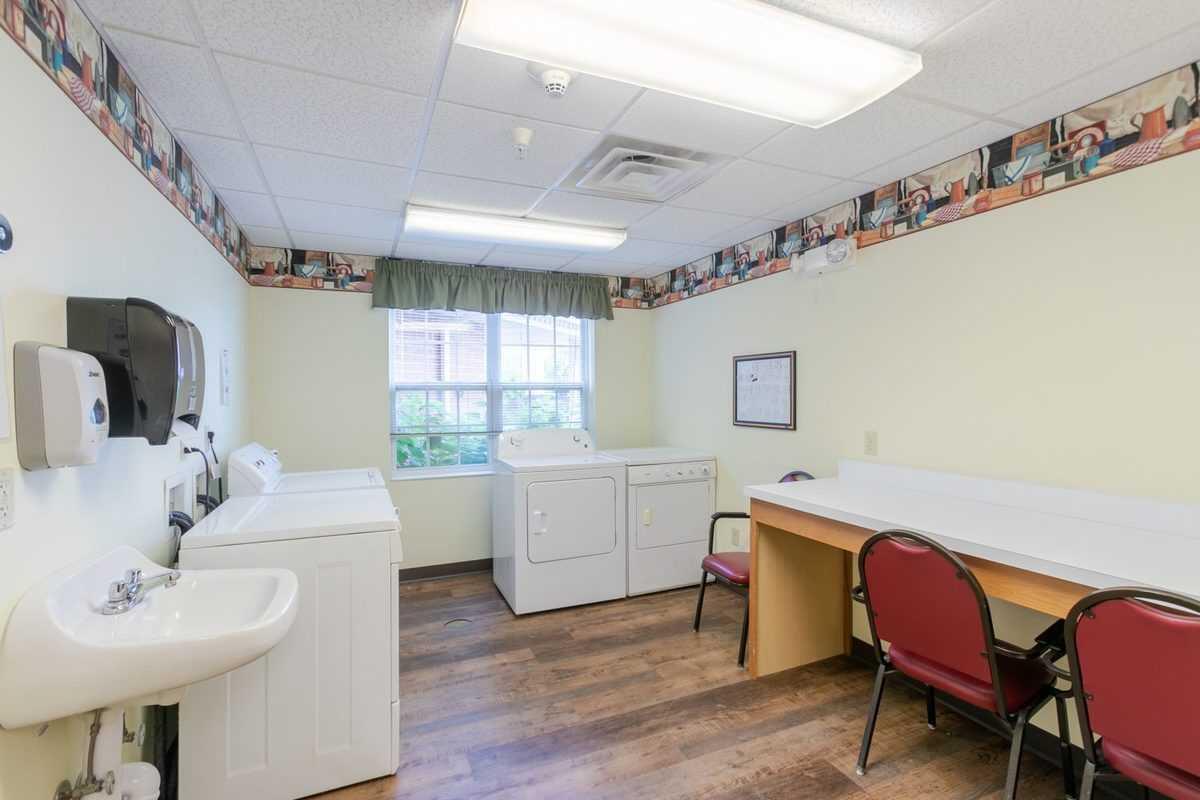 Photo of Heritage Woods of Rockford, Assisted Living, Rockford, IL 15