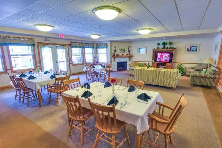 Photo of Sunnybrook of Fort Madison, Assisted Living, Memory Care, Fort Madison, IA 3