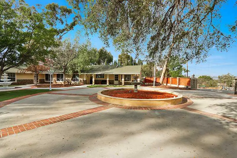 Photo of The Heights Inn, Assisted Living, La Habra Heights, CA 13