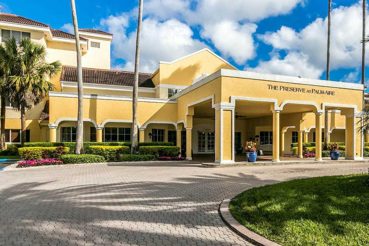 Photo of The Preserve at Palm Aire, Assisted Living, Pompano Beach, FL 8