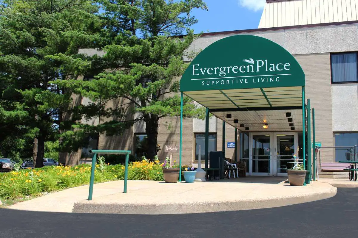 Photo of Evergreen Place of Beardstown, Assisted Living, Beardstown, IL 1