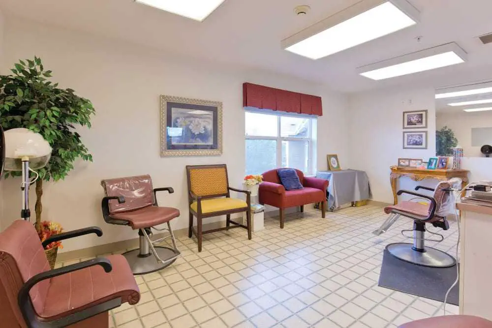 Photo of Heron Pointe Senior Living, Assisted Living, Monmouth, OR 6