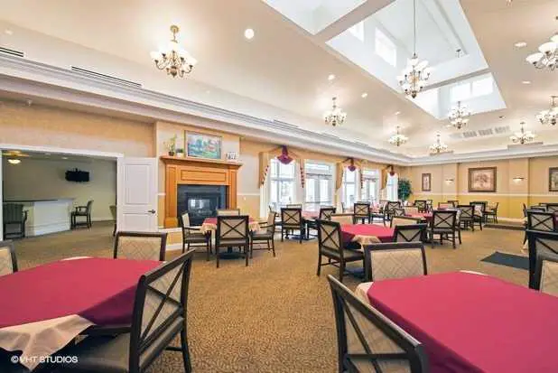The Wellington at Dayton | Senior Living Community Assisted Living in