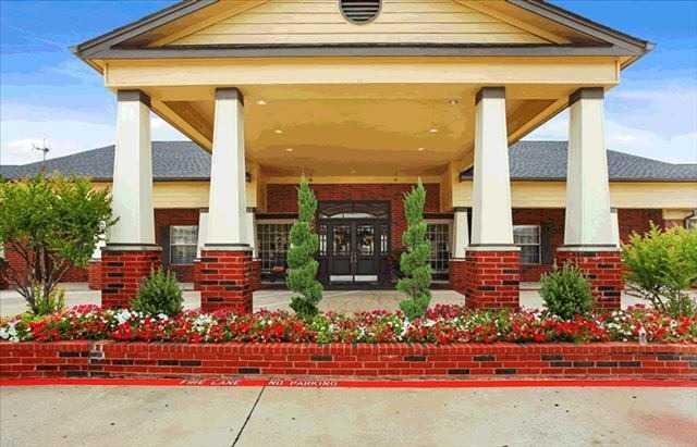 Photo of Elmcroft of Bedford, Assisted Living, Bedford, TX 3