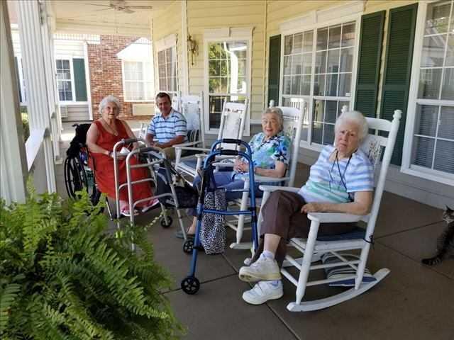 Photo of The Phoenix at Albany, Assisted Living, Albany, GA 3