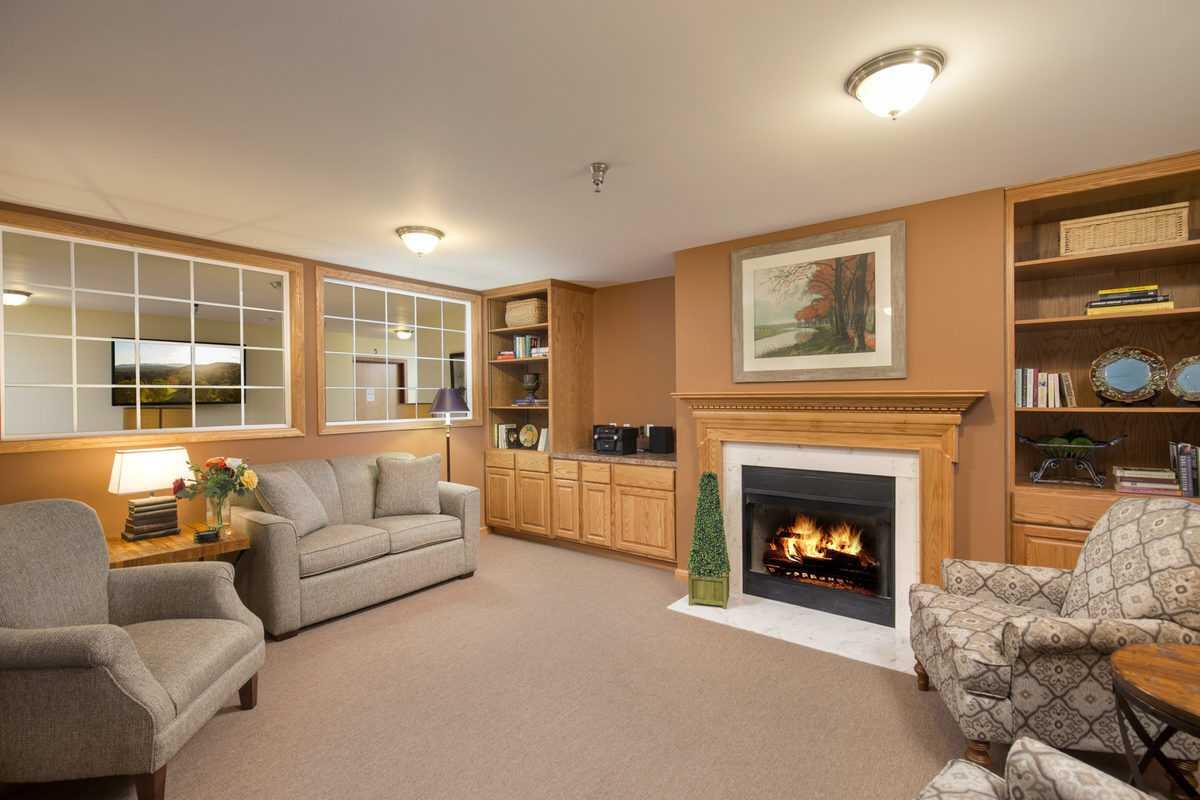 Tore's Home 21 Senior Living Community Assisted Living in East Flat