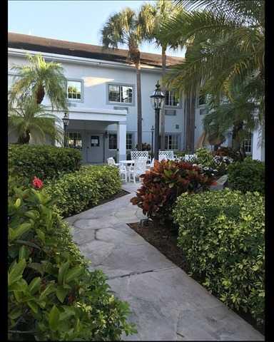 Photo of Arden Courts of West Palm Beach, Assisted Living, West Palm Beach, FL 9
