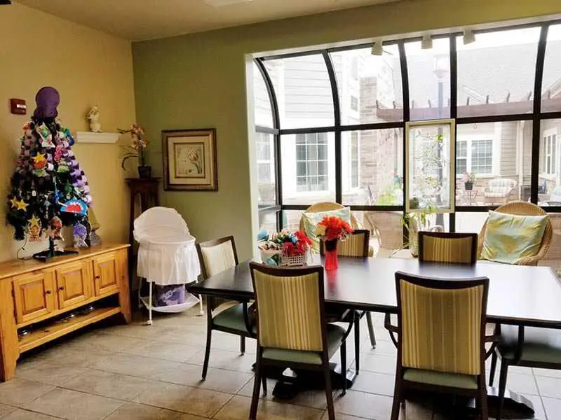 Photo of Revere Court of Crystal Lake, Assisted Living, Crystal Lake, IL 1
