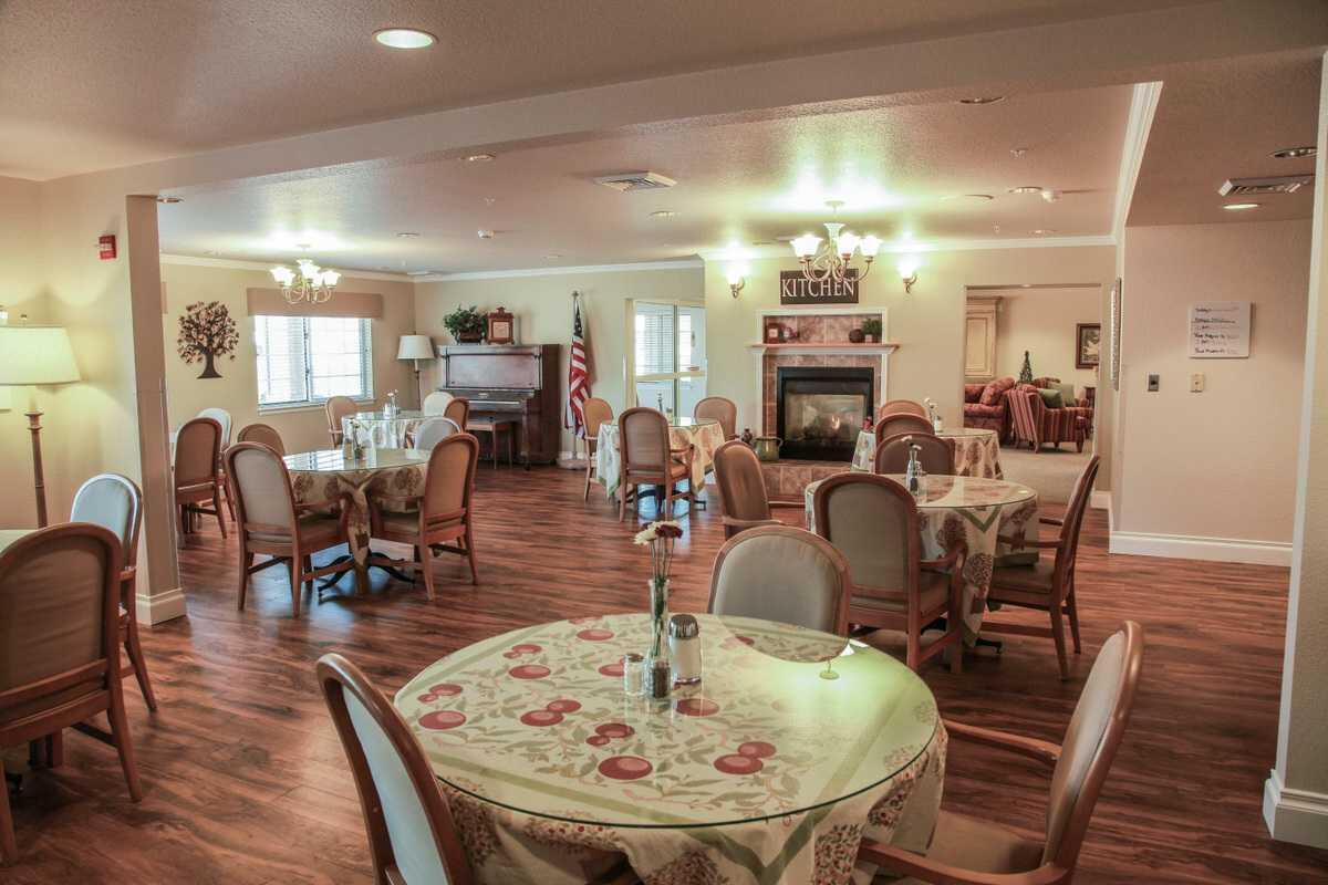Photo of Cottonwood Ridge, Assisted Living, Rocky Ford, CO 2