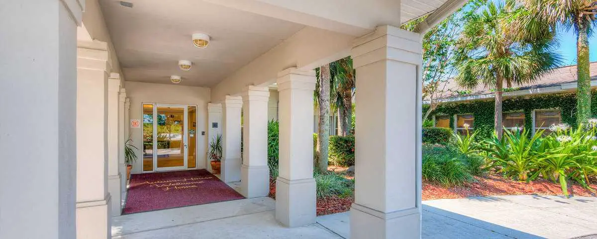 Photo of Livewell at Courtyard Plaza, Assisted Living, North Miami Beach, FL 5