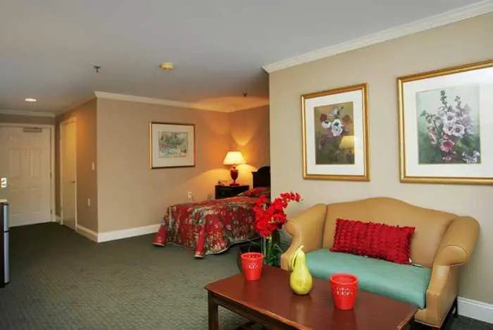 Photo of The Regency at Glen Cove, Assisted Living, Glen Cove, NY 5