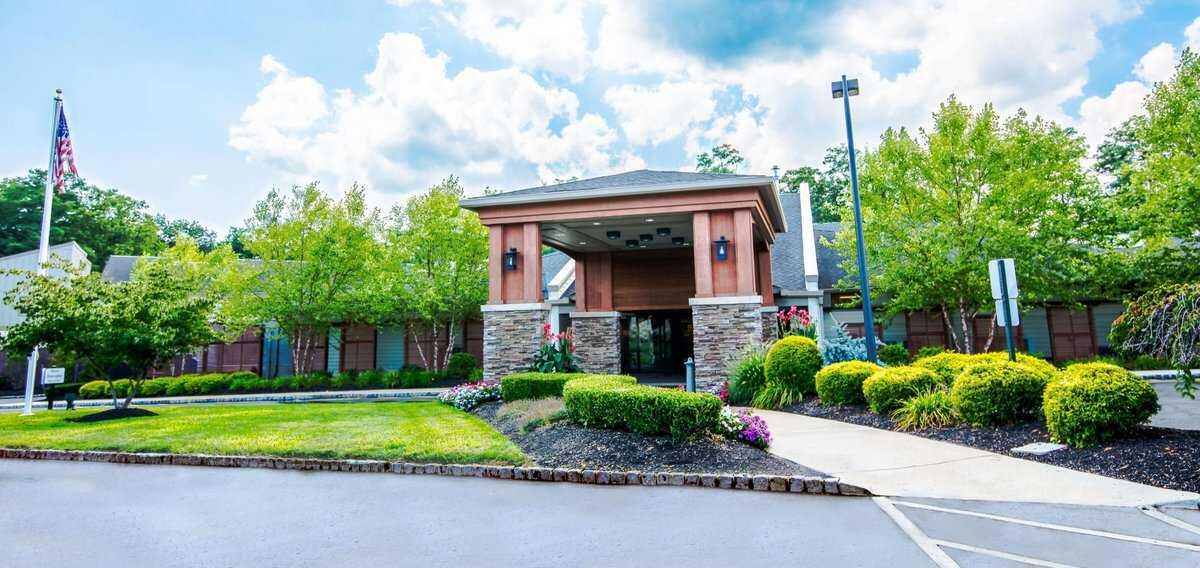 Photo of Arbor Terrace of Middletown, Assisted Living, Middletown, NJ 1