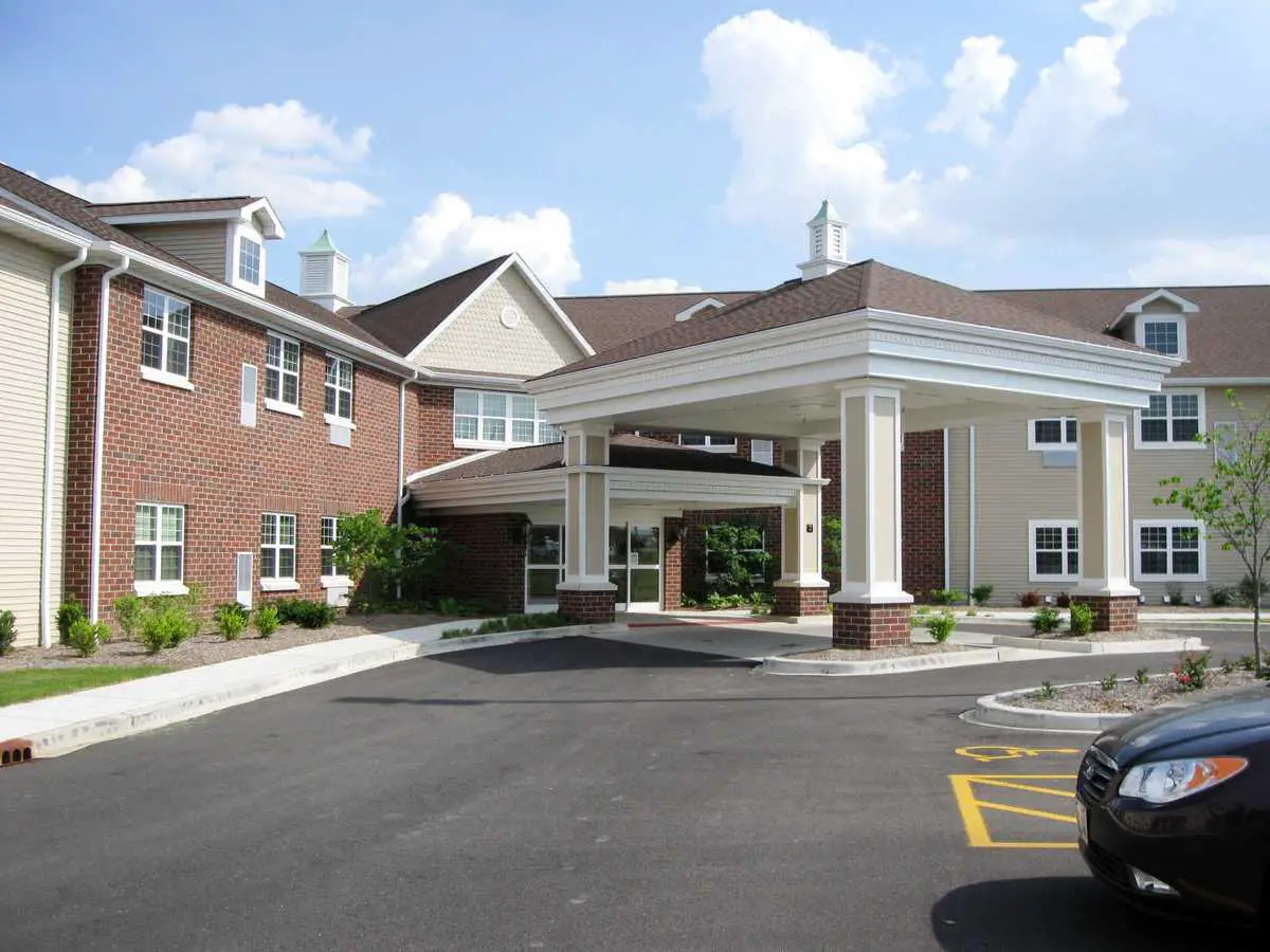 Photo of Courtyard Estates of Peoria, Assisted Living, Peoria, IL 3