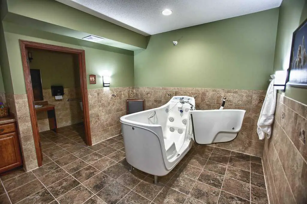Photo of Coventry of Mahtomedi Memory Care, Assisted Living, Memory Care, Mahtomedi, MN 9