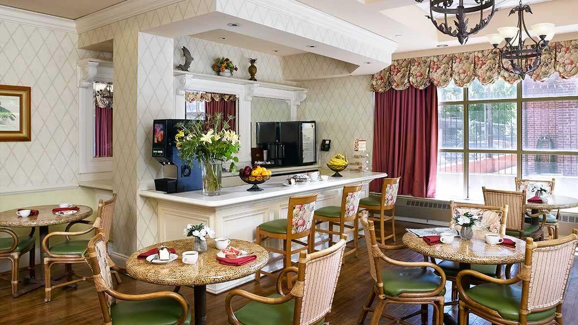 Photo of Atria Forest Hills, Assisted Living, Forest Hills, NY 6