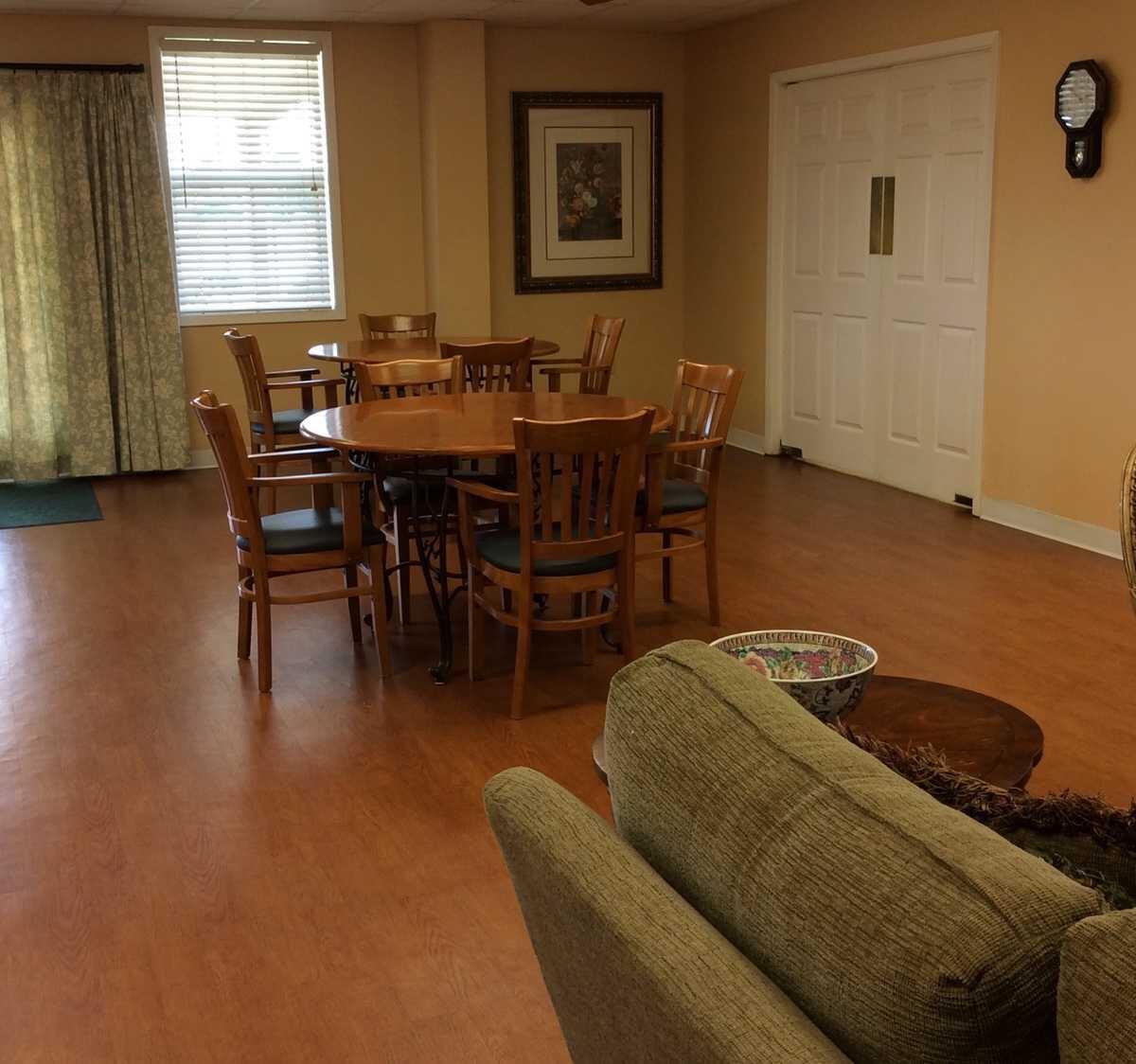 Photo of Country Meadow Personal Care Home, Assisted Living, Greenwood, MS 2