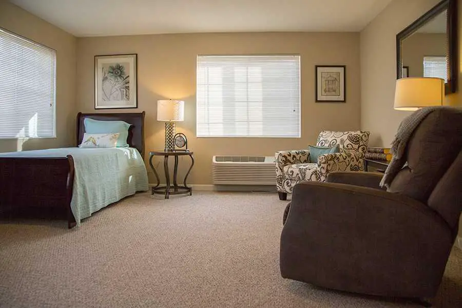 Photo of Meadow Ridge Senior Living, Assisted Living, Memory Care, Golden Valley, MN 3