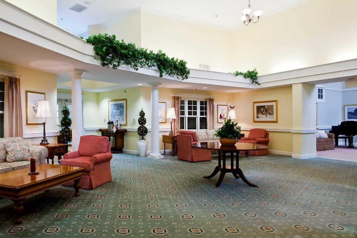 Photo of The Arbors of Bedford, Assisted Living, Bedford, NH 11