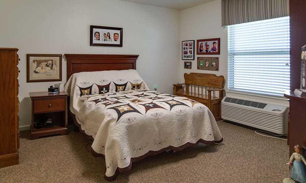 Photo of Carrington Place, Assisted Living, Pittsburg, KS 3