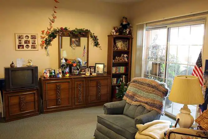 Photo of Hallmark Assisted Living, Assisted Living, Bakersfield, CA 3