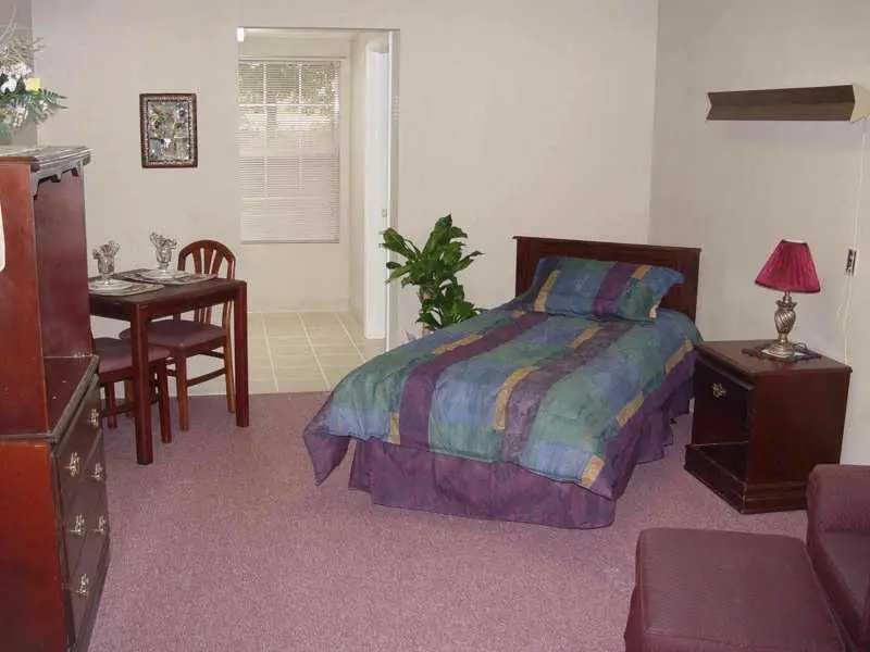 Photo of Southern Wind Manor, Assisted Living, Pittsburg, TX 9