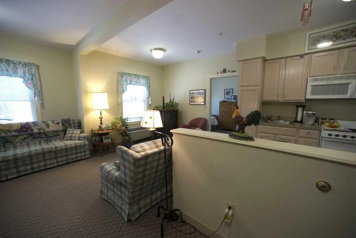 Photo of The Inn at Glenellen, Assisted Living, North Lima, OH 4