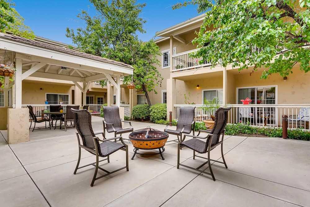 Photo of Meadowbrook at Agoura Hills, Assisted Living, Agoura Hills, CA 5