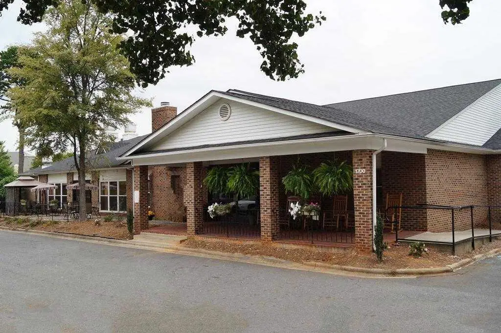 Photo of Queen City Assisted Living, Assisted Living, Charlotte, NC 4
