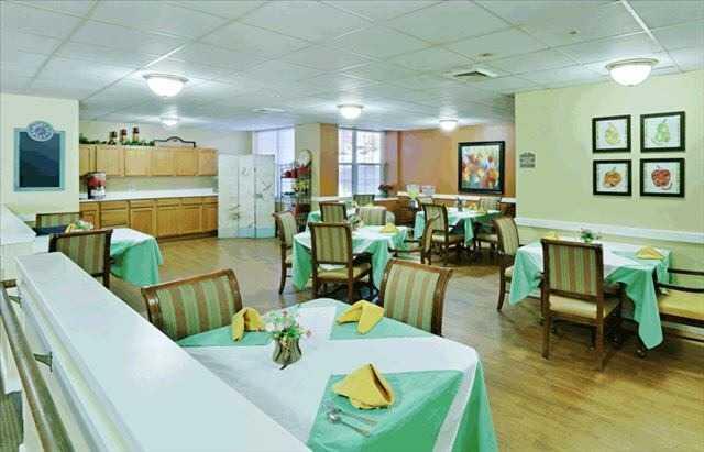 Photo of Elmcroft of West Knoxville, Assisted Living, Knoxville, TN 5