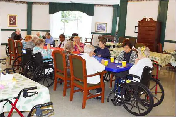 Photo of Mayfair House Assisted Living, Assisted Living, Portsmouth, VA 4