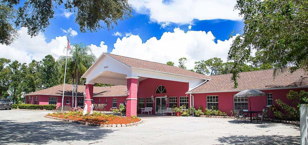 Nurse's Helping Hands Senior Living Community Assisted Living in