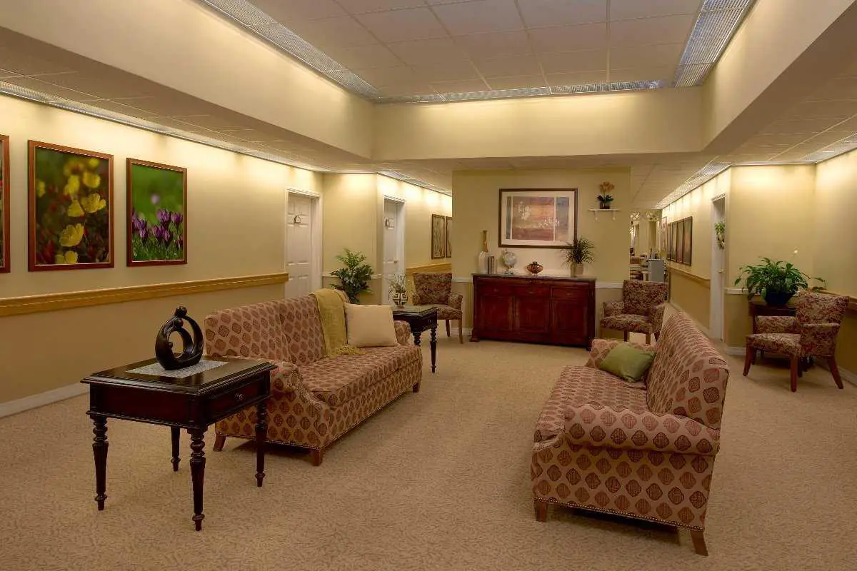Photo of The Atrium at Rocky Hill, Assisted Living, Rocky Hill, CT 2