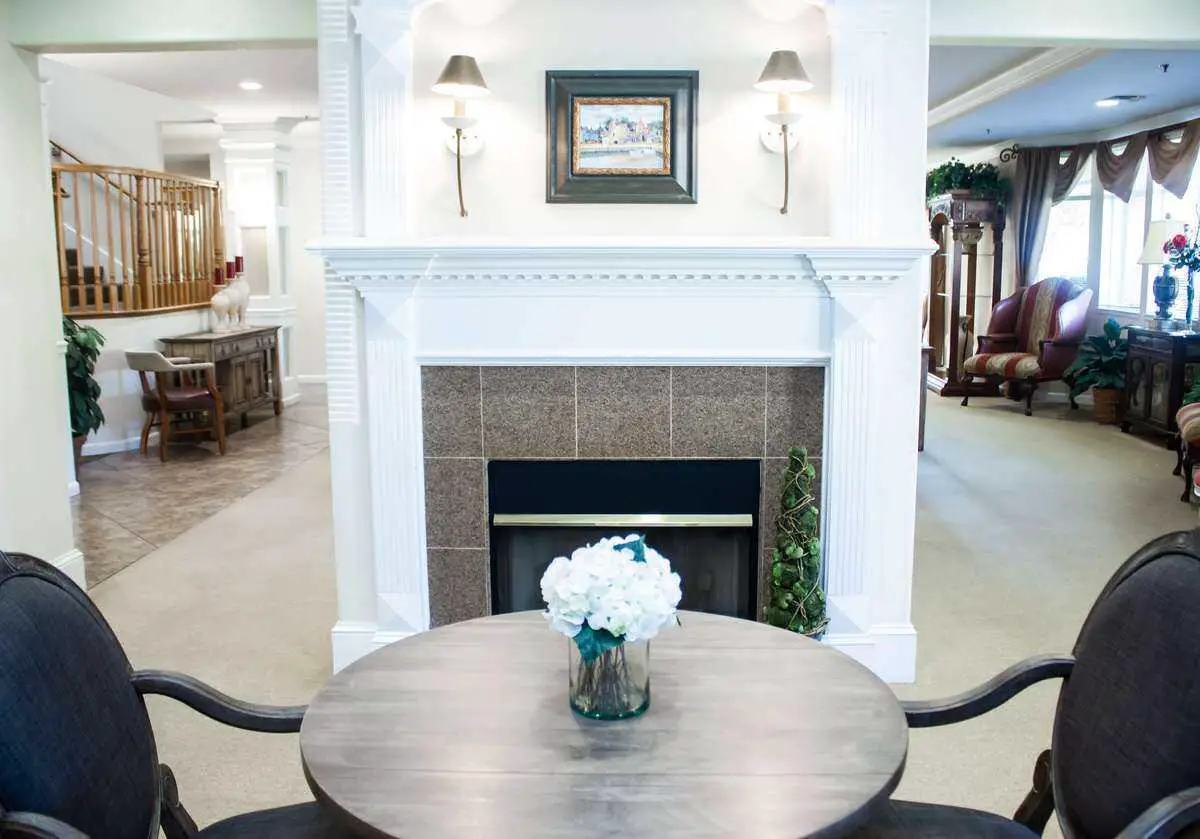 Photo of The Stratford at Beyer Park, Assisted Living, Modesto, CA 5